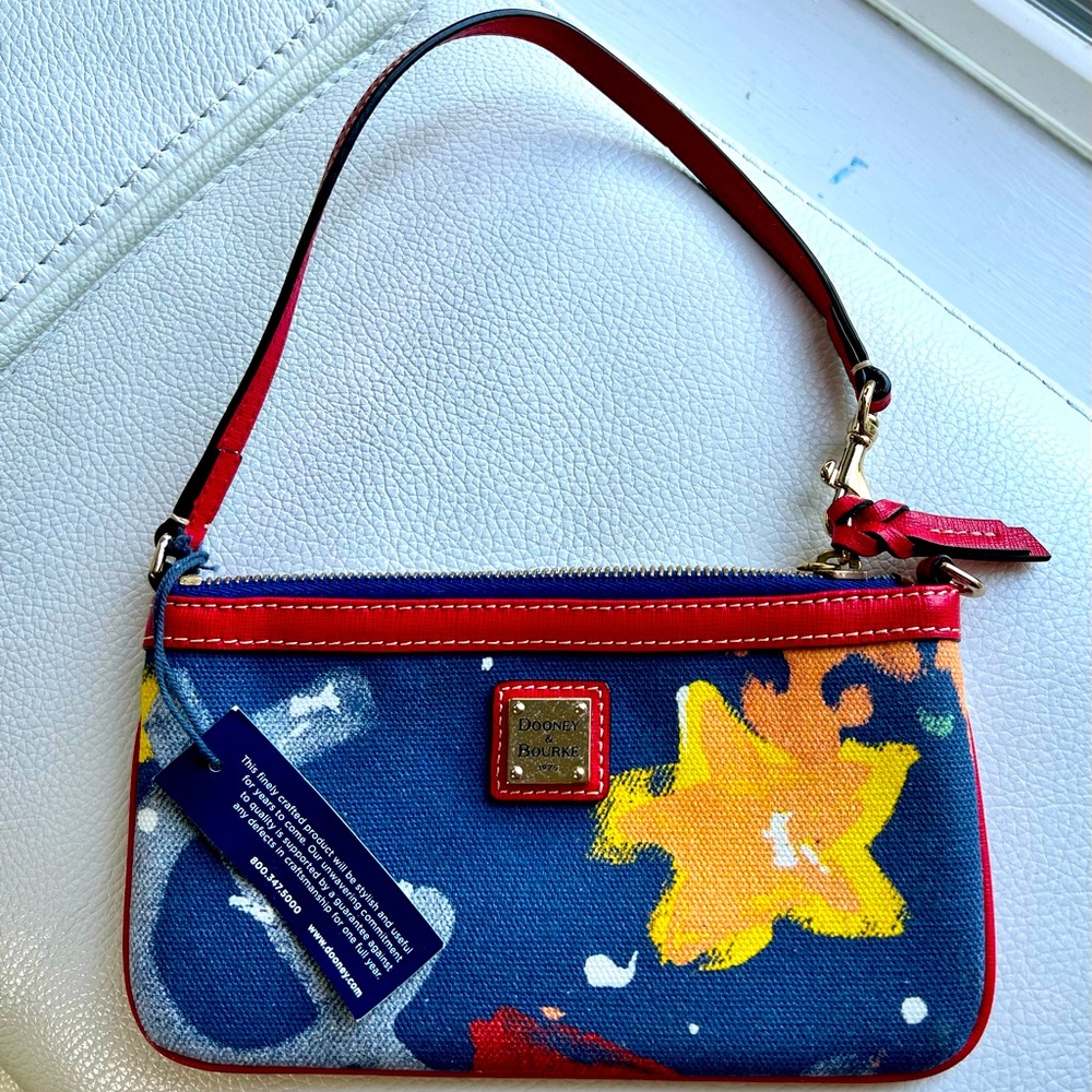 Dooney & Bourke star night small purse